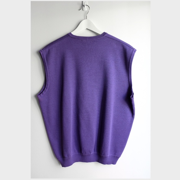 V-Neck Sweater Vest - Picture 2 of 3